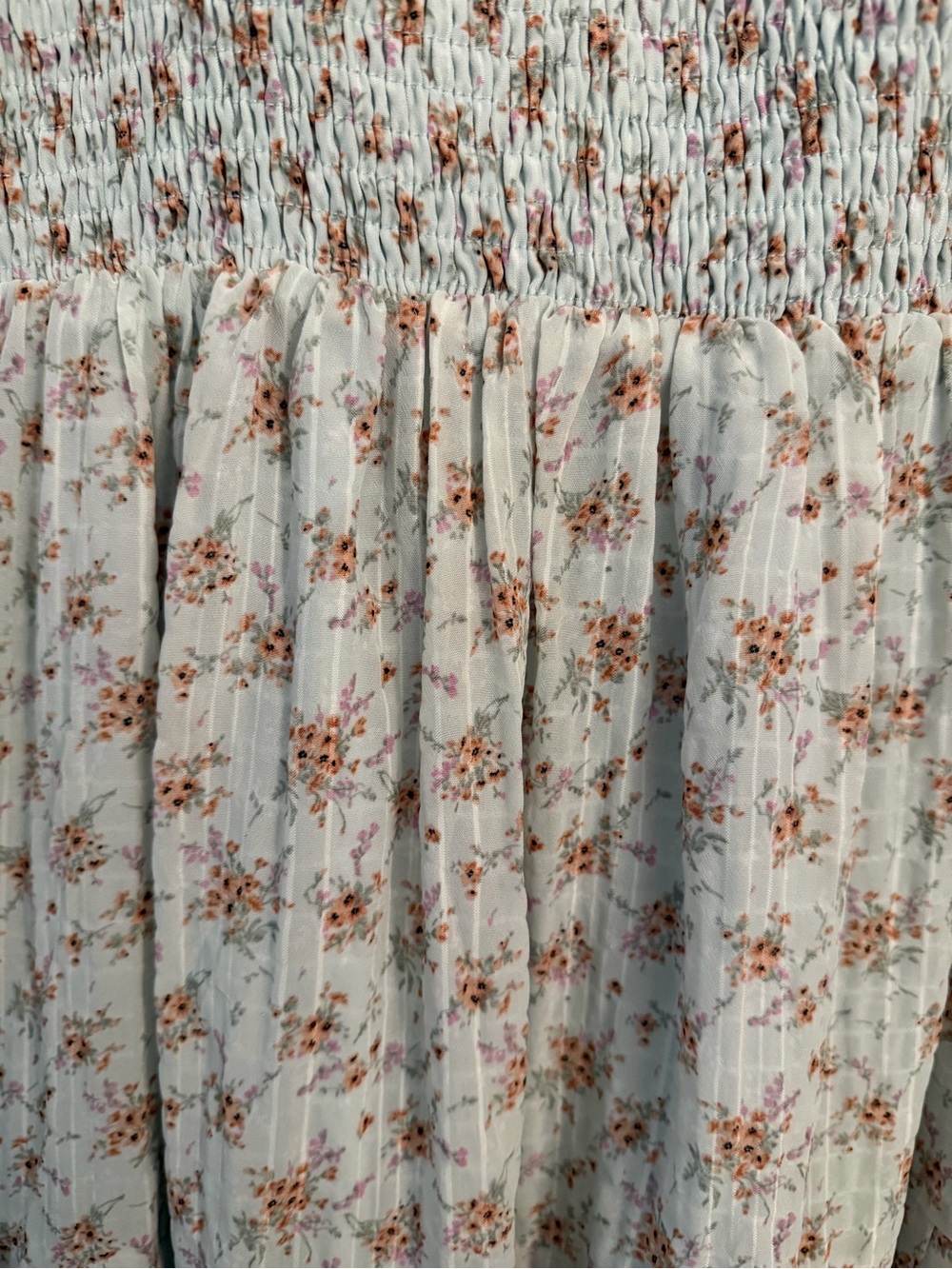 Boheme Light Blue Floral Midi Dress with Puff Sleeves - Picture 4 of 6